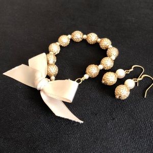 Tristan Pearl Bracelet & Earrings -Gift w/Purchase